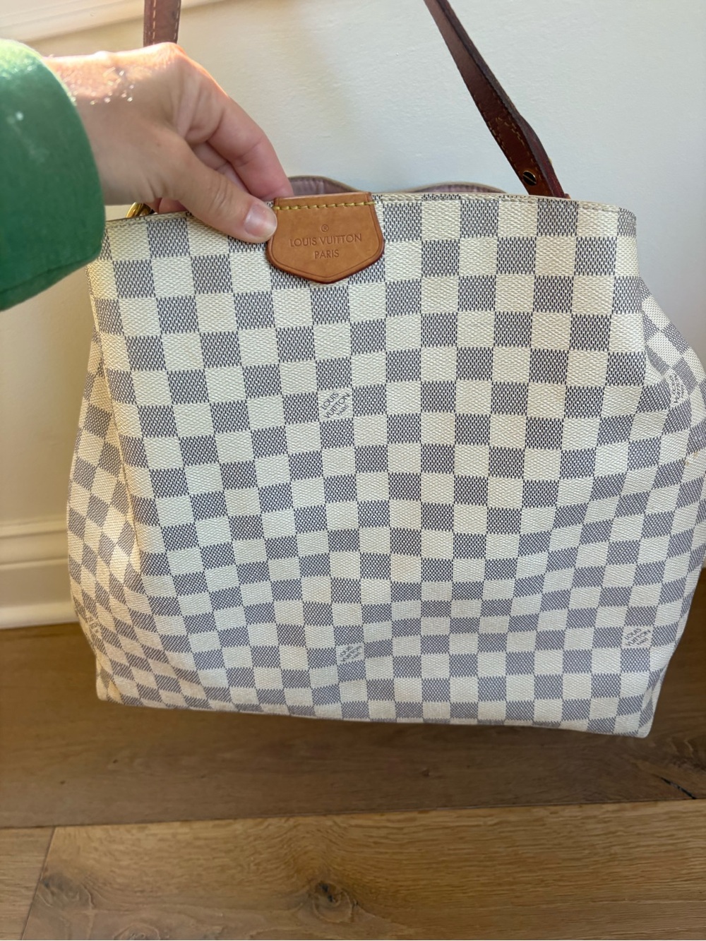 Louis Vuitton Damier Azur Graceful MM Checkered Shoulder Bag in Cream and Gray - Picture 3 of 10